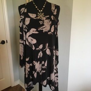 Beautiful Clara Sunwoo Top